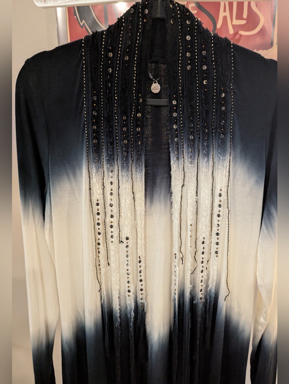 $25 BKE Boutique Size M- Ombre Dyed Embellished Cardigan Duster Navy White EUC - Picture 2 of 8